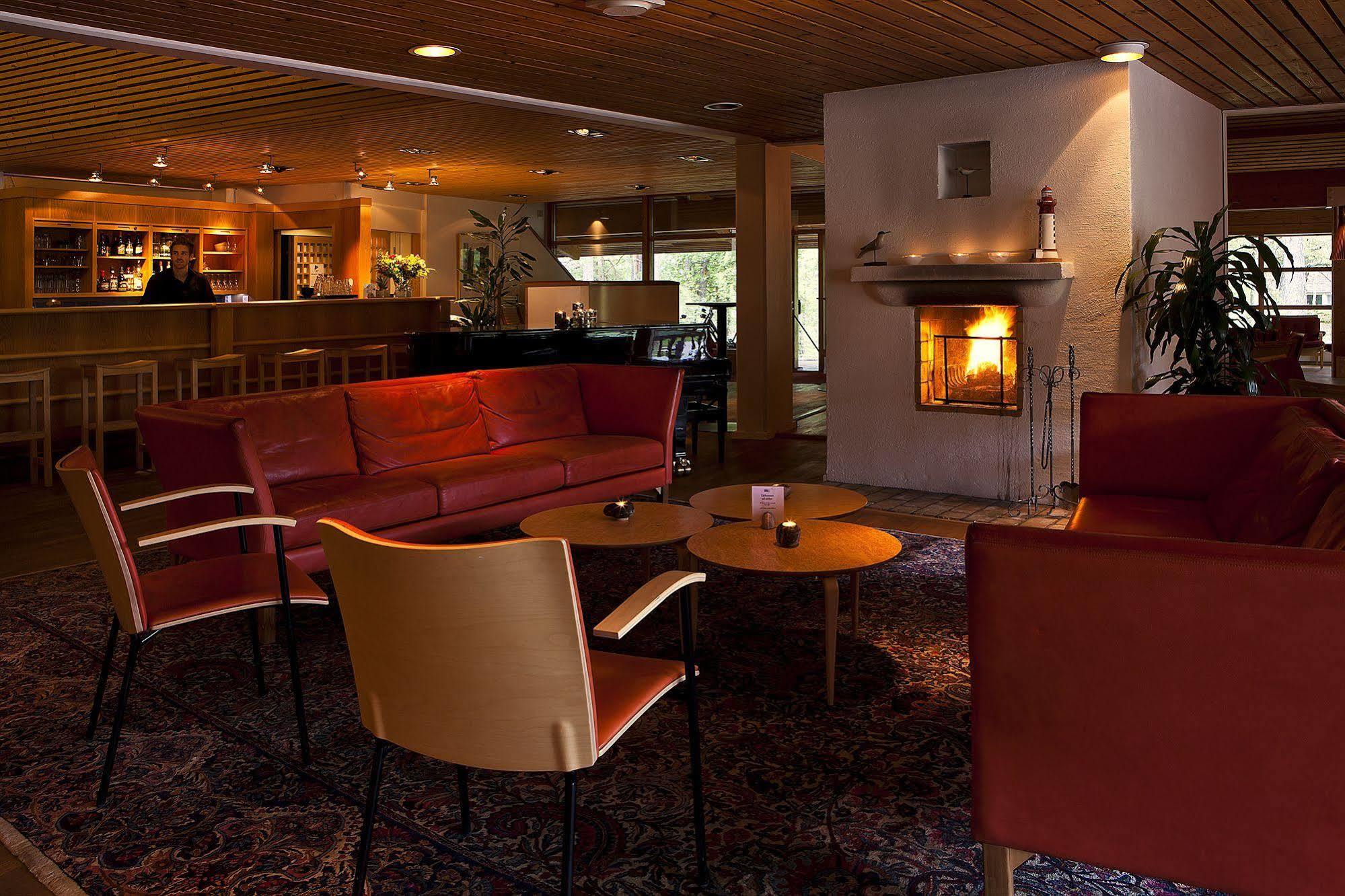 Djuroenaeset Hotell & Konferens Djurhamn Екстер'єр фото