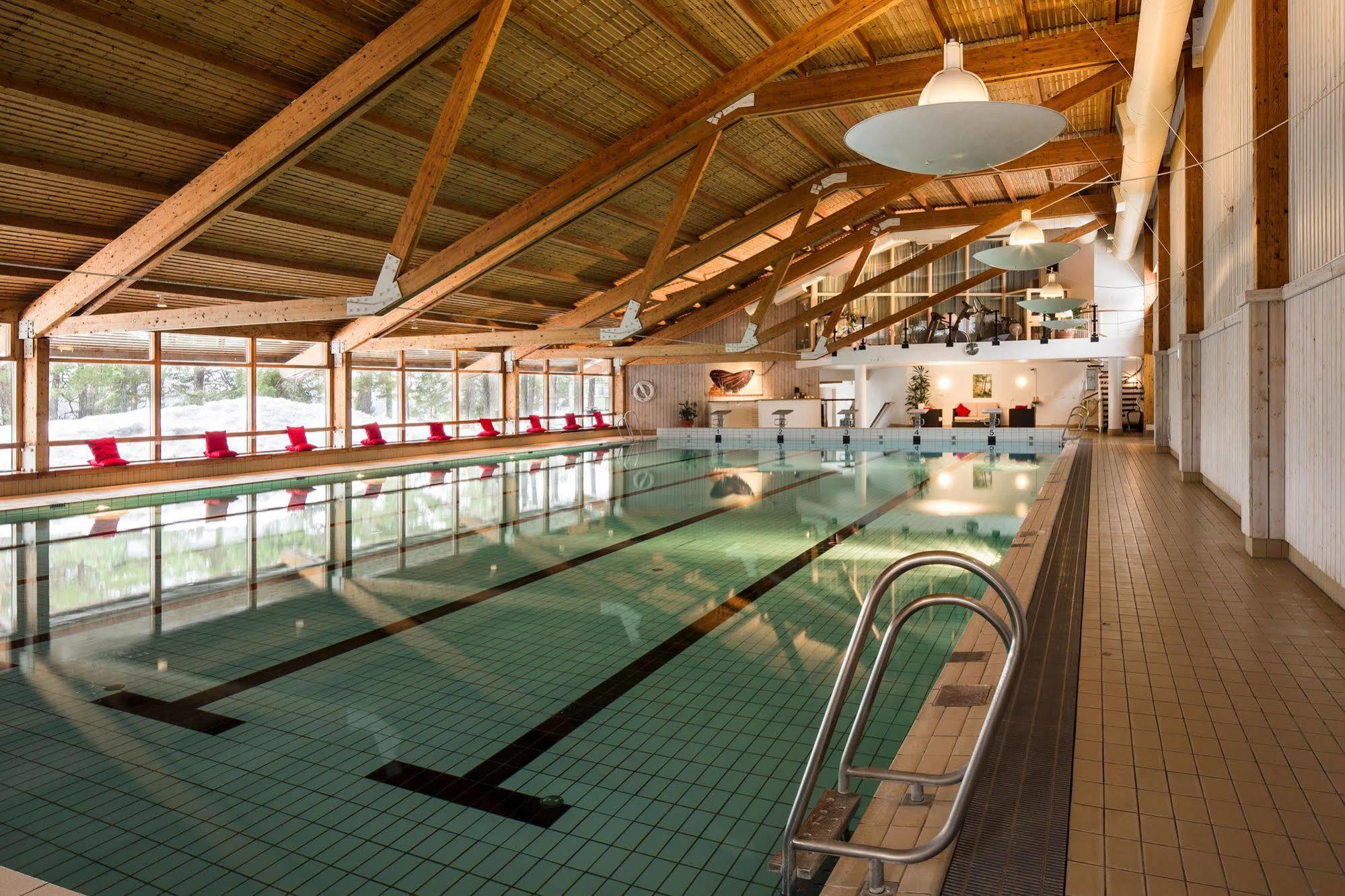 Djuroenaeset Hotell & Konferens Djurhamn Екстер'єр фото