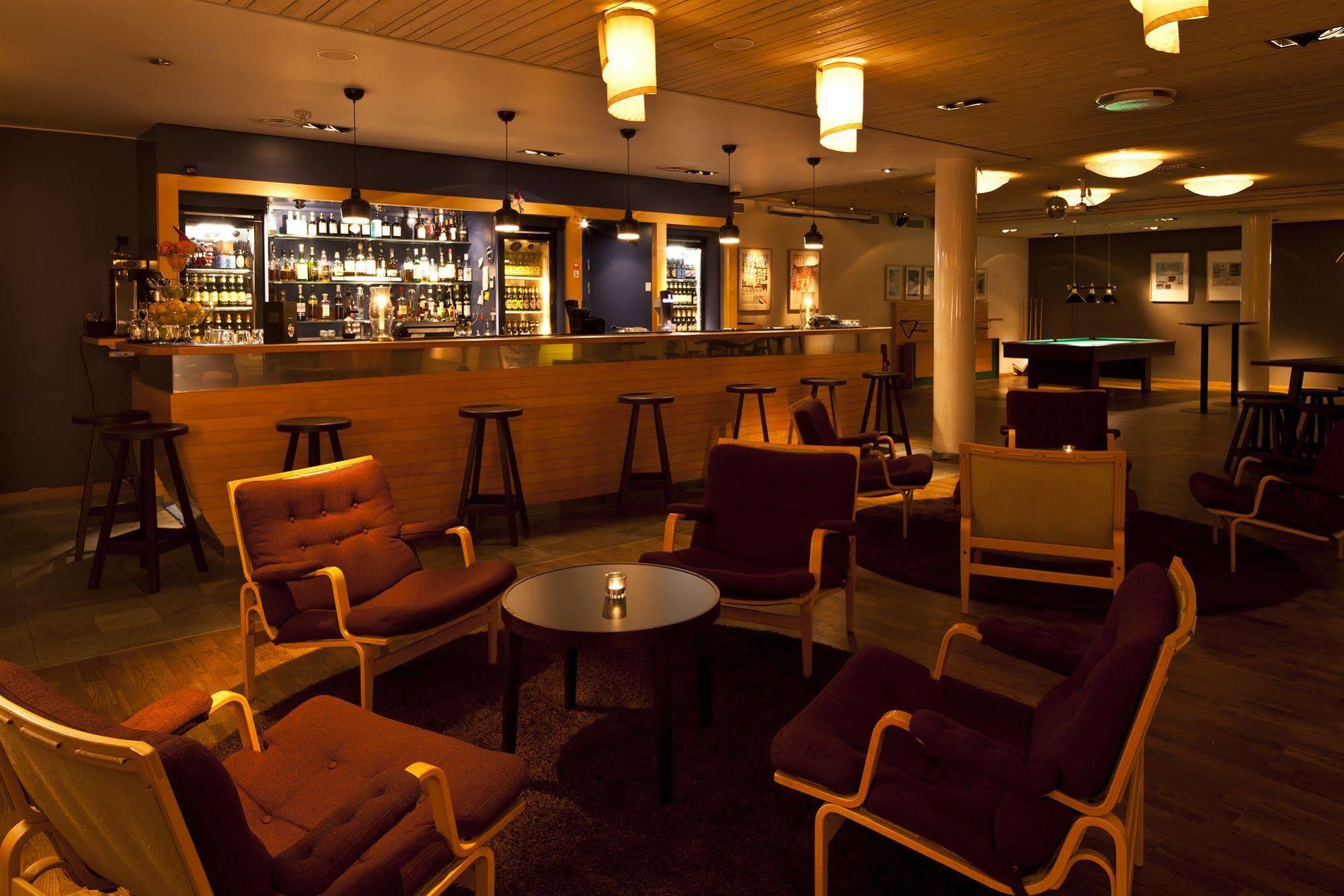Djuroenaeset Hotell & Konferens Djurhamn Екстер'єр фото
